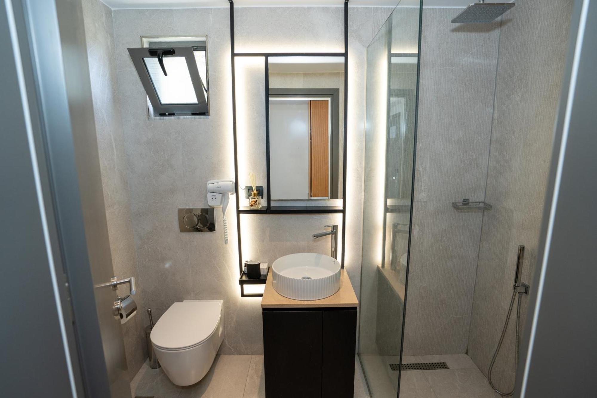 Da Luz Boutique Hotel Sarandë Esterno foto
