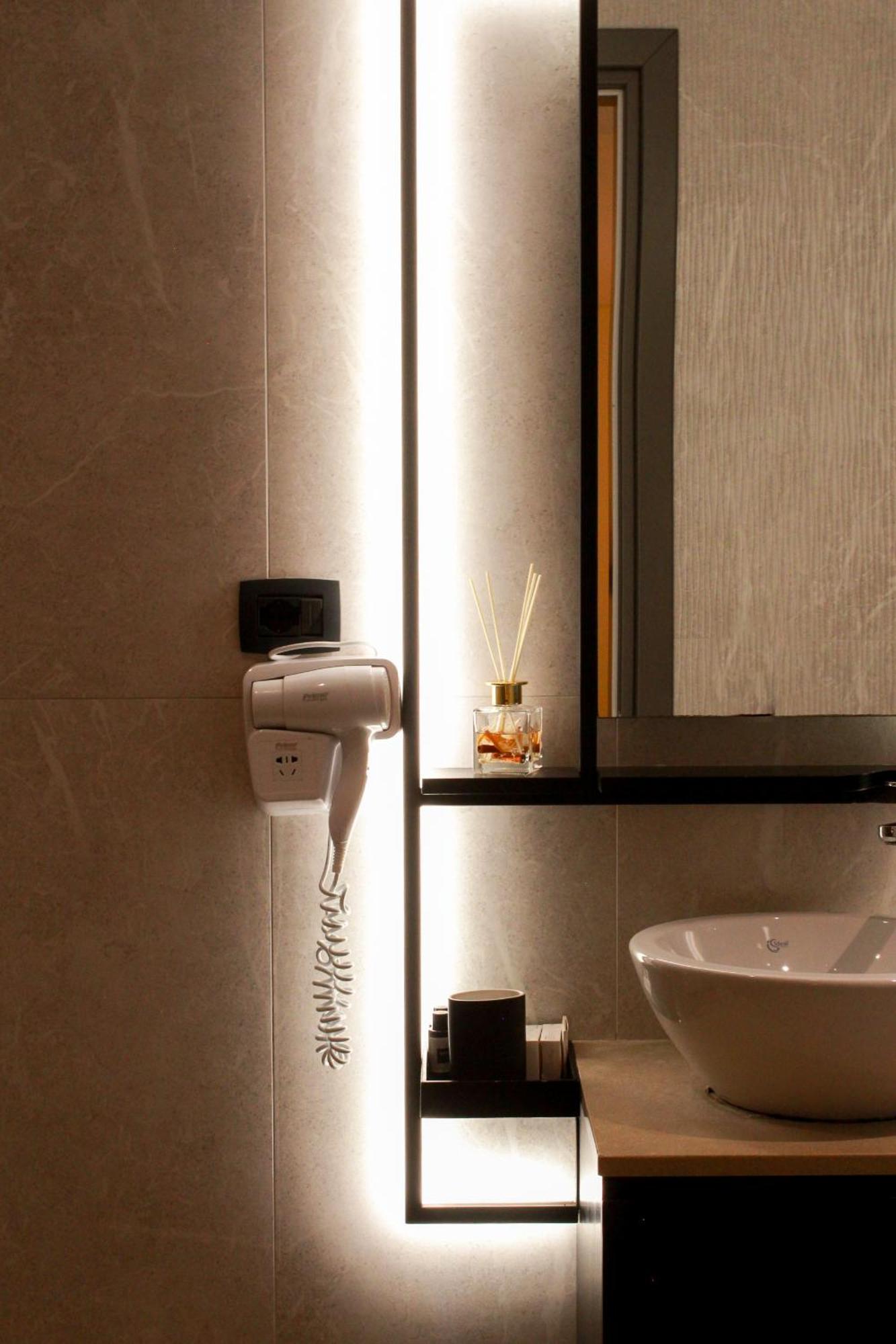 Da Luz Boutique Hotel Sarandë Esterno foto